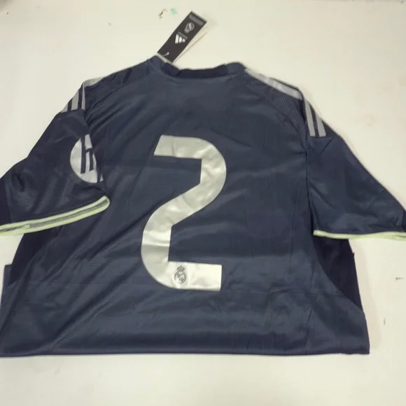Adidas Real Madrid Dark Blue Men's Jersey, size M. - Picture 4 of 4